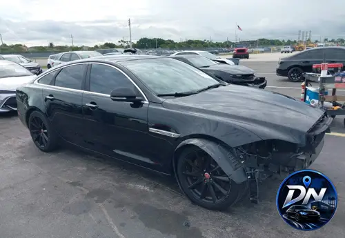 2015 JAGUAR XJ